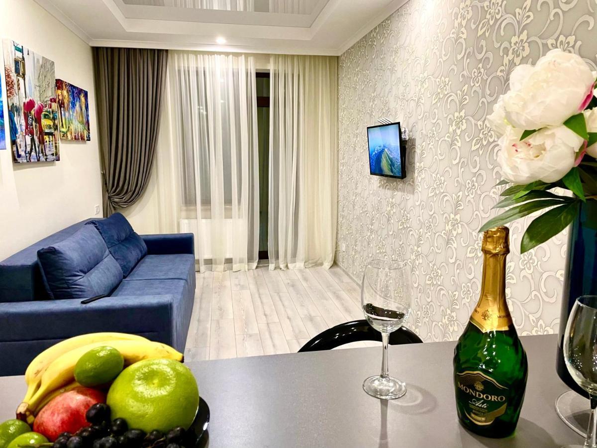 Апартаменты С Панорамным Видом На Море Odesa Exterior foto